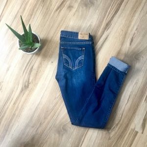 NWOT Hollister Super Skinny Denim Jeans Med. Wash